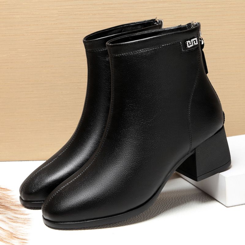 中跟短靴女棉鞋女中年妈妈鞋秋冬季女靴中老年马丁靴