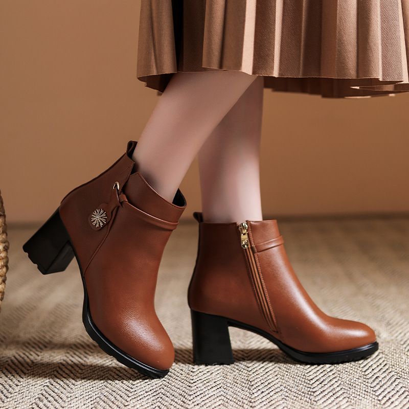 高跟靴子短靴女配裙子2025新款秋冬皮鞋妈妈鞋棉鞋女式马丁靴