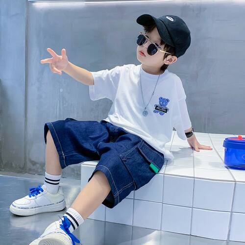 夜光男童套装夏装2026新款衣服夏季中大童短袖短裤两件套