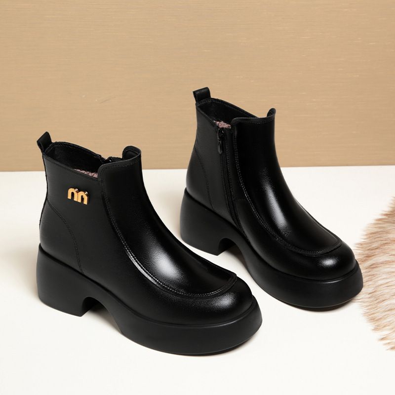 厚底松糕鞋女秋冬短靴2025新款英伦风皮鞋保暖靴子妈妈皮棉鞋
