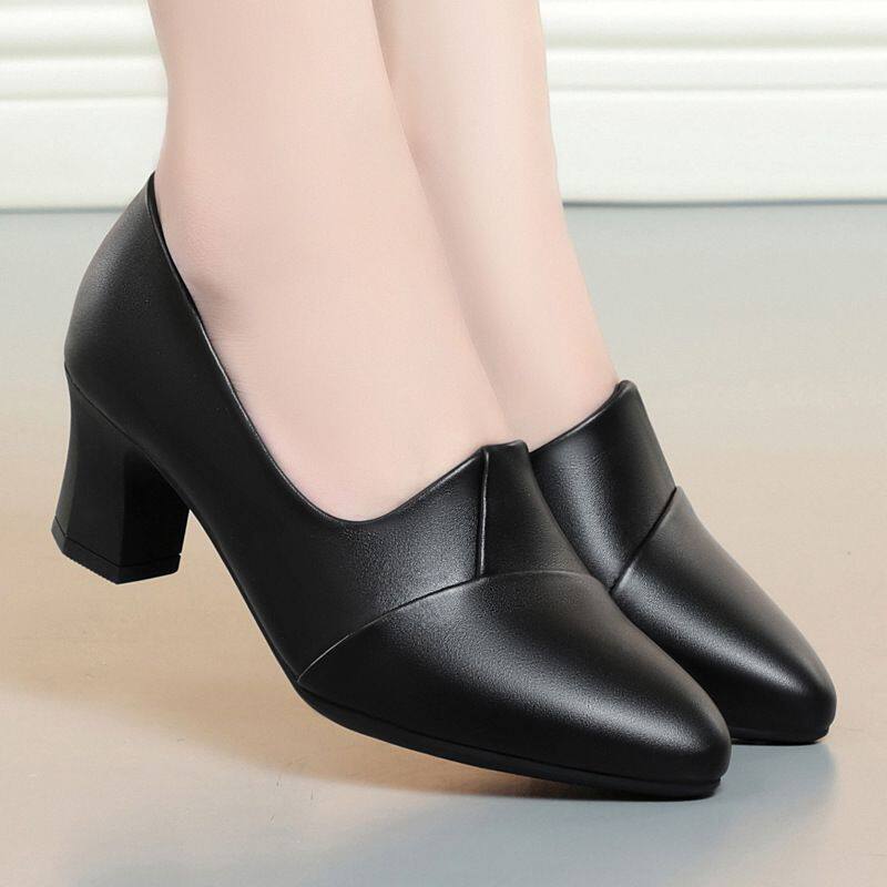 春夏款洋气软防滑中跟工作鞋韩版舒适软皮中年圆头粗跟妈妈鞋