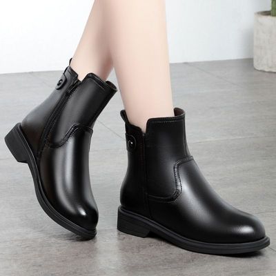 妈妈短靴女鞋棉鞋冬加厚真皮羊毛靴子皮毛一体雪地靴棉靴皮鞋