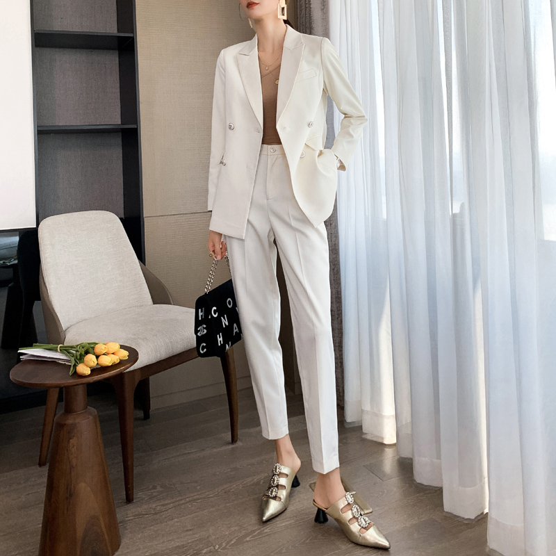 白色西装套装女高端职业气质英伦风时尚正装小个子高级感西服外套