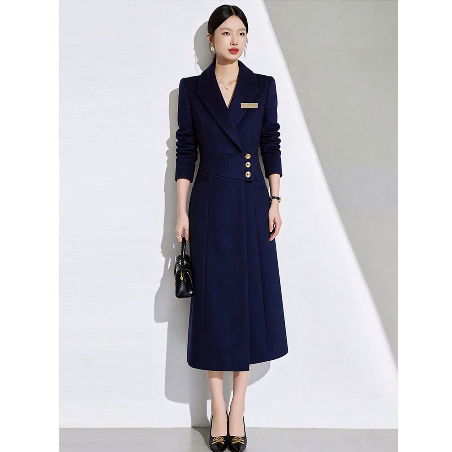 轻奢高级感毛呢大衣女长款职业
