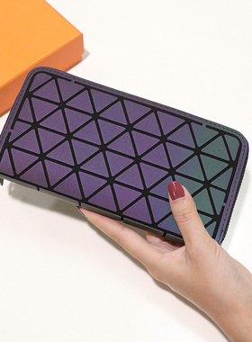 2025韩版长款拉链钱包夜光镭射几何菱形包大容量放手机钱夹小手包