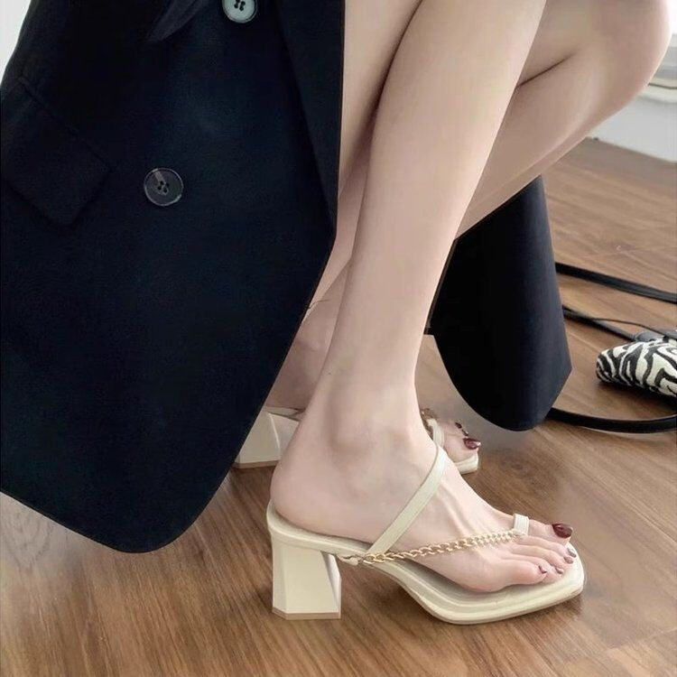 法式高跟鞋女款夏季外穿2026新款绝美小凉拖鞋低跟凉鞋粗跟不累脚