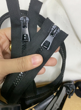 6元2条长78厘米黑色5号牙双拉头，满20包邮