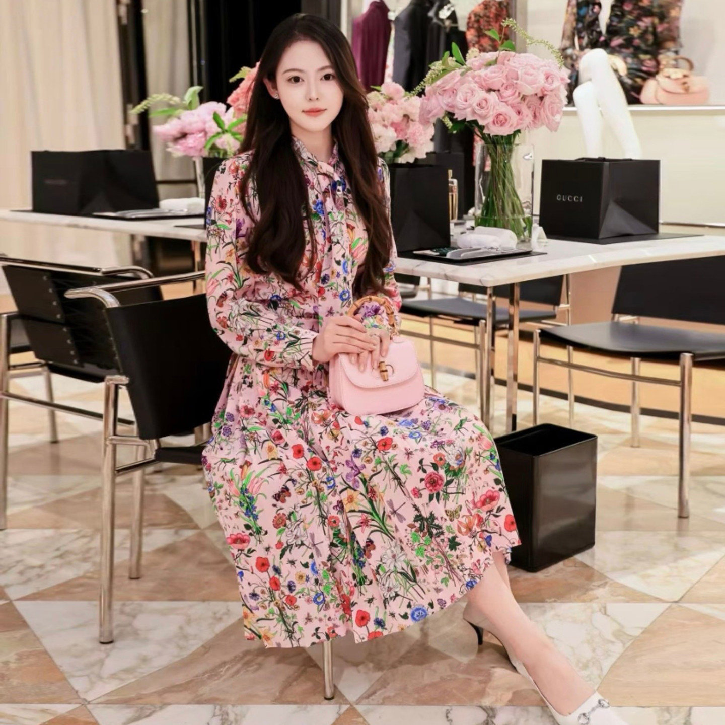 轻熟优雅风花卉连衣裙女长袖飘带领结收腰中长裙气质