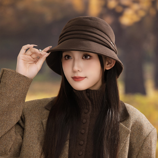 2025款赫本风毛呢妈妈渔夫帽子女秋冬季中老年法式优雅盆帽显脸小