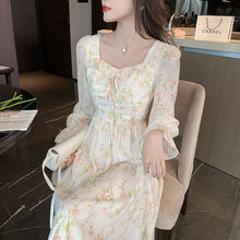 清新碎花连衣裙春夏女装2024新款小个子超仙收腰减龄初恋系长袖