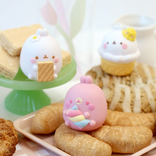 韩国正版molang兔盲盒甜品下午茶饼干萌浪小兔子潮玩手办公仔摆件