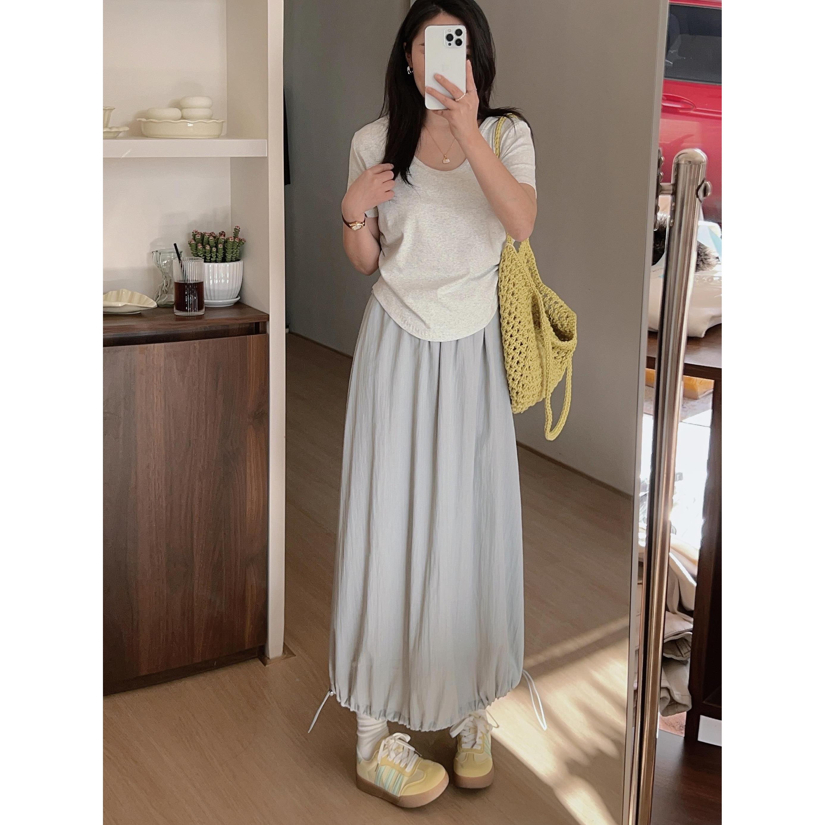 小梦长不高  小个子 韩系简约款U领短袖T恤显瘦百搭款 收腰U领T恤