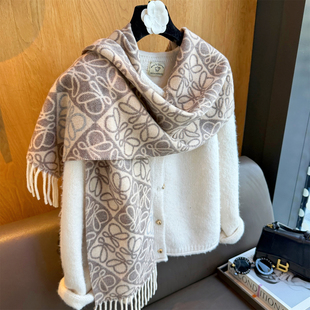 经典罗家老花款围巾女2025秋冬季新款仿羊绒高档送礼披肩保暖围脖