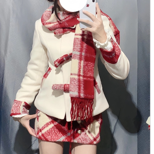 【现货】草莓奶油过年毛呢外套深冬装带围巾显瘦修身套装