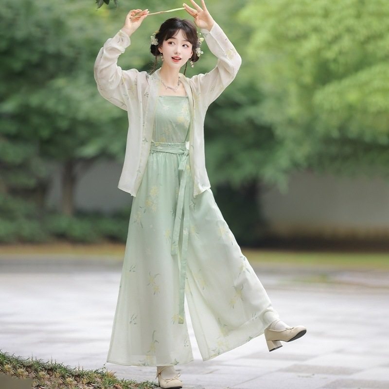 汉如初春雨原创汉服女改良汉元素汉服套装