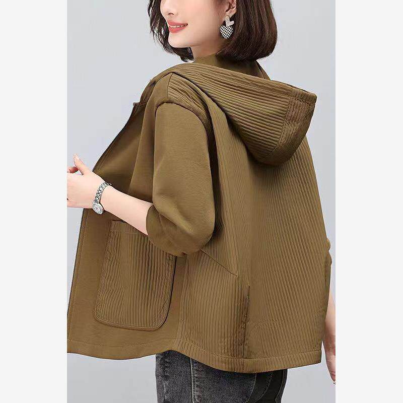 时尚洋气大码女士宽松短外套2024春秋新款妈妈休闲连帽上衣夹克