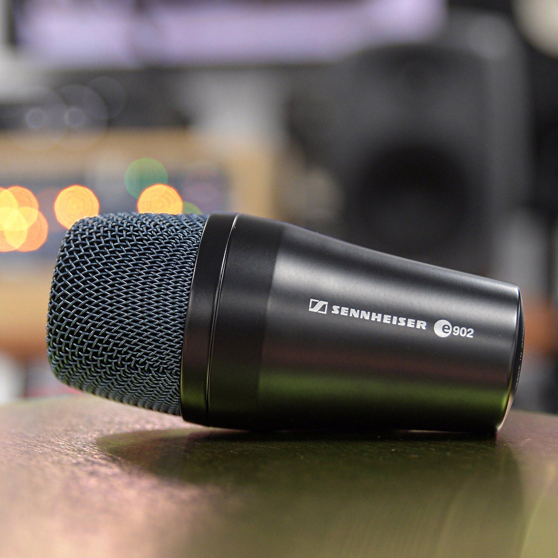 吉他音箱乐器麦克风动圈话筒