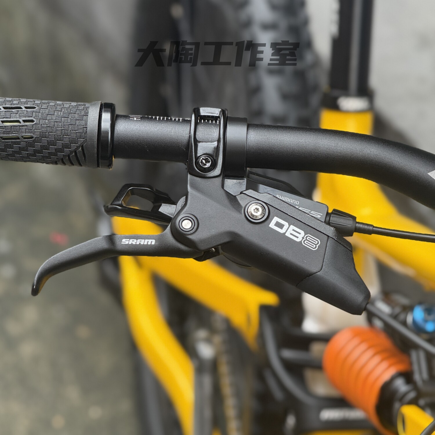 SRAM速联山地越野速降 DB8 矿物油四活塞刹车油碟不涨油 加长油管