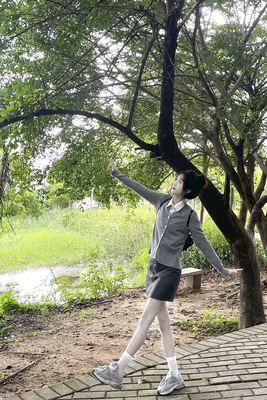 学院风针织开衫面料柔软舒适透气