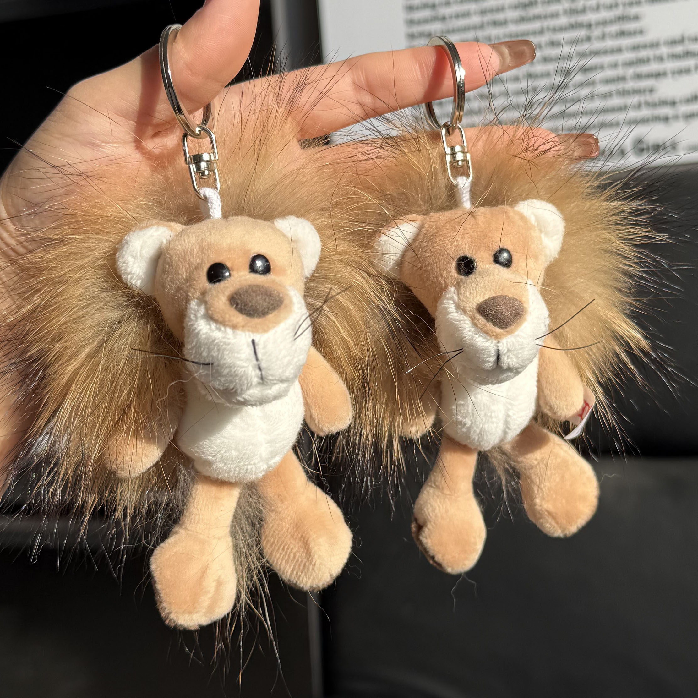 可爱小狮子毛绒汽车钥匙扣真貉子毛包包挂件ins风玩偶书包挂饰