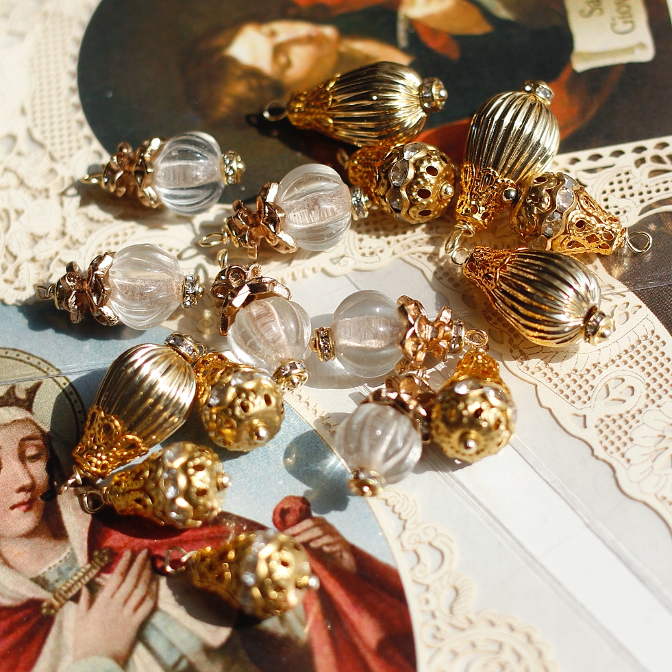 西德国复古水钻黄铜镀金老琉璃镂空莱茵石吊坠DIY手工配件vintage