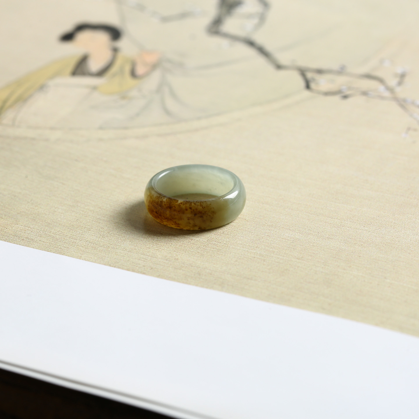 12号戒指 新疆和田玉糖料糖青玉泥鳅背圆弧素圈指环 5250