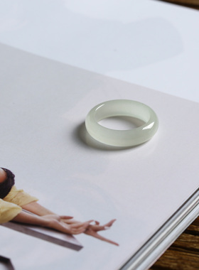 13号戒指 和田玉晴水浅青白泥鳅背圆弧素圈指环 9131