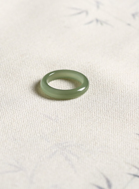 16号戒指 和田玉晴水青白鼓条圆弧素圈指环 8307