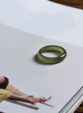 12号戒指 和田玉晴水青白窄条泥鳅背素圈指环 尾戒 9136