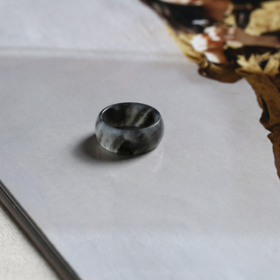 9号戒指 新疆和田玉青花籽料 籽玉宽条圆弧薄款素圈指环 1611