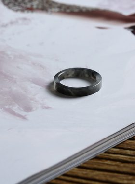 16号戒指 新疆和田玉青花籽料 籽玉窄条薄款直切款指环 9184