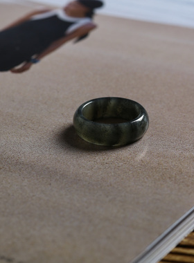 12号戒指 新疆和田玉青花泥鳅背圆弧素圈指环 2909