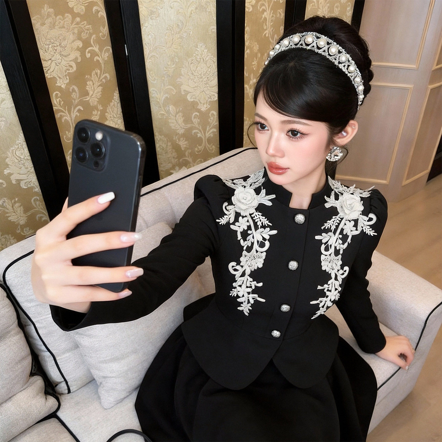 春装新款女装重工刺绣收腰遮肚收腰蓬蓬A字连衣裙假两件裙子