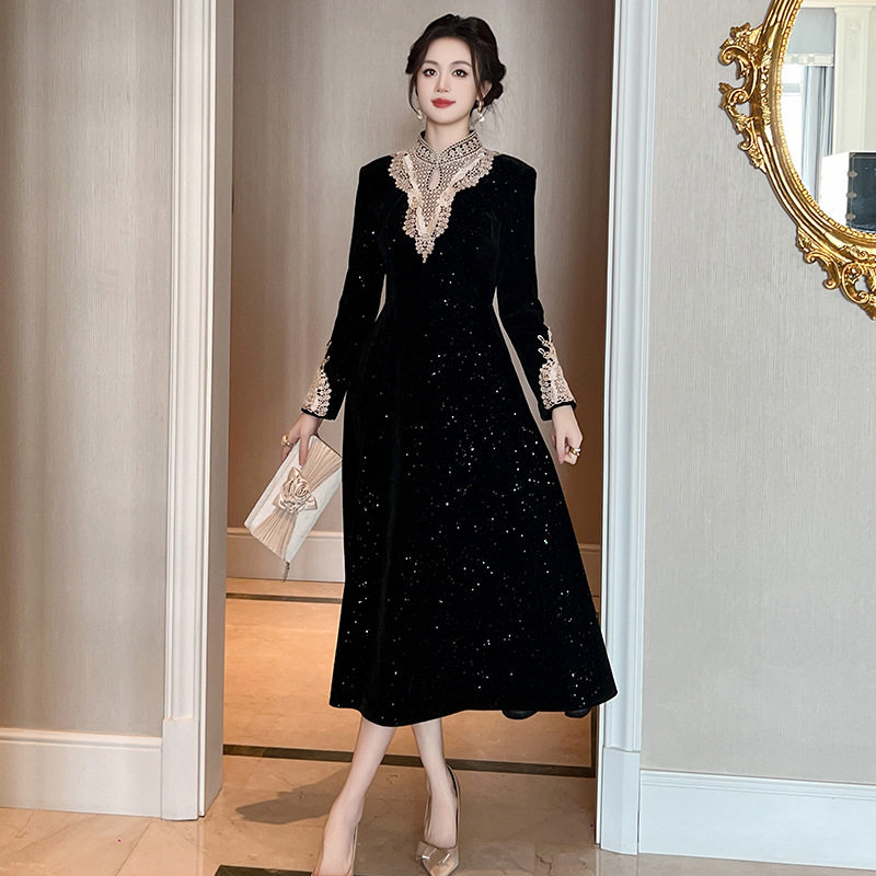 2025秋新款法式黑色丝绒晚礼服女装气质修身显瘦长裙优雅连衣裙