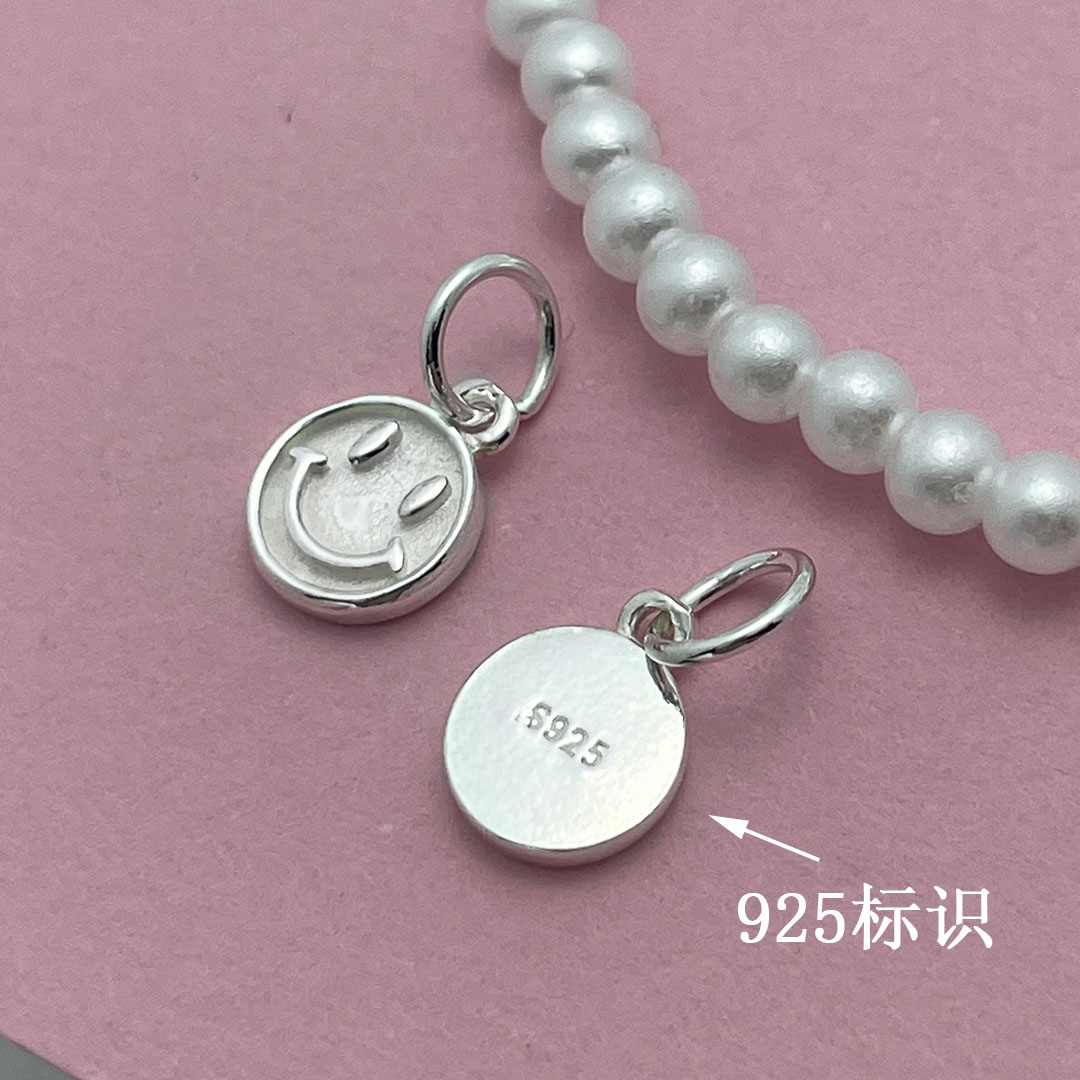 S925纯银笑脸圆牌项链吊坠
