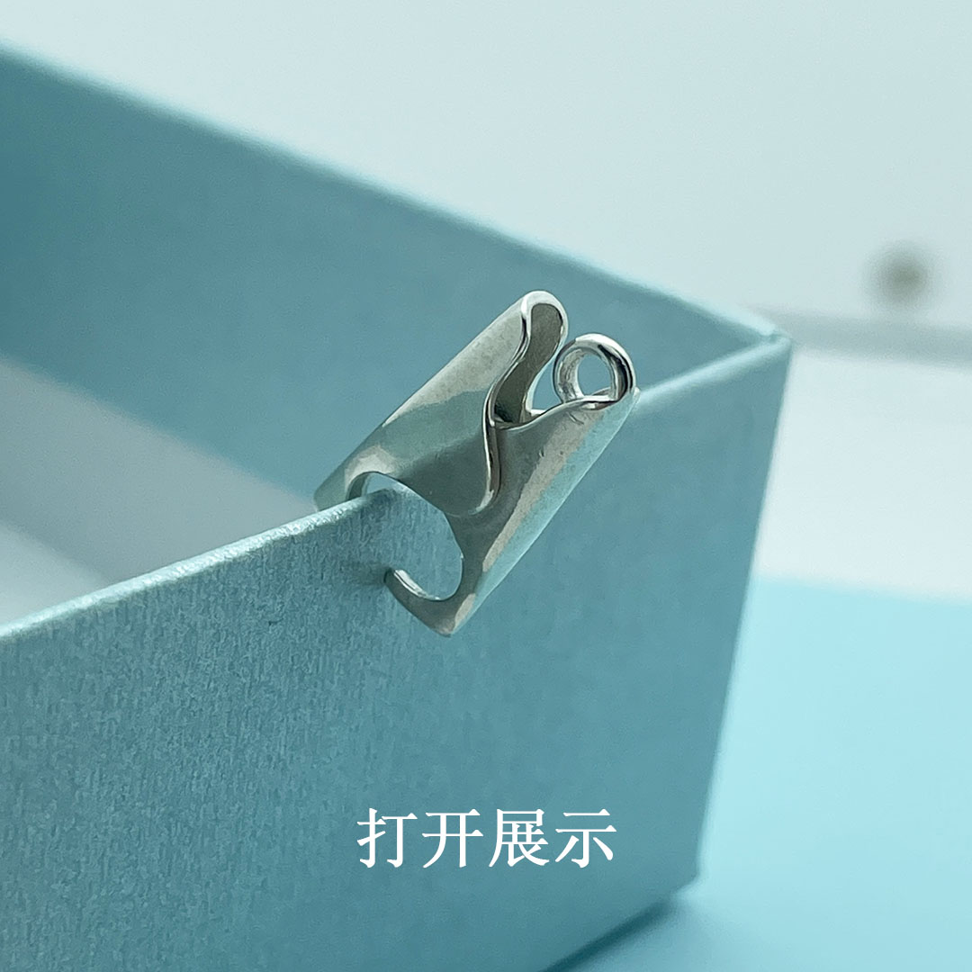 S925纯银V型老虎钳夹扣吊坠