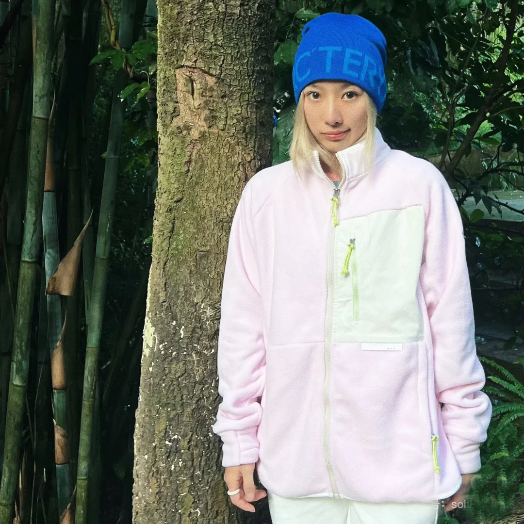 男女撞色潮流拼接抓绒开衫外套