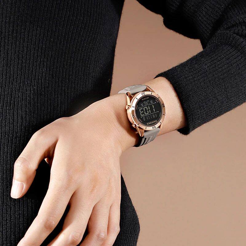 NAVIFORCE Classic Ladies Electronic Watch Light Time Calenda