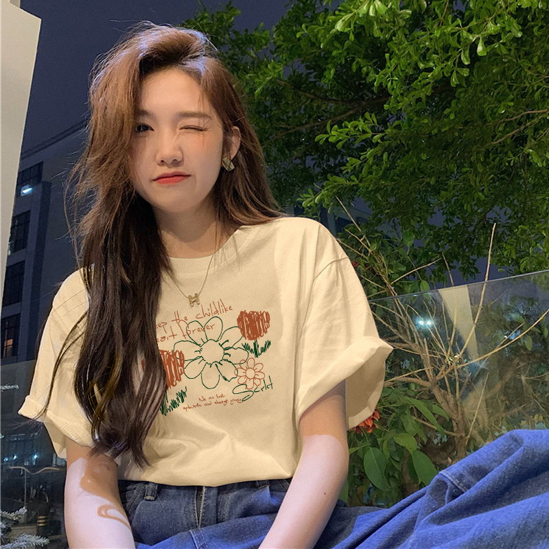 夏季宽松奶黄色纯棉短袖t恤女