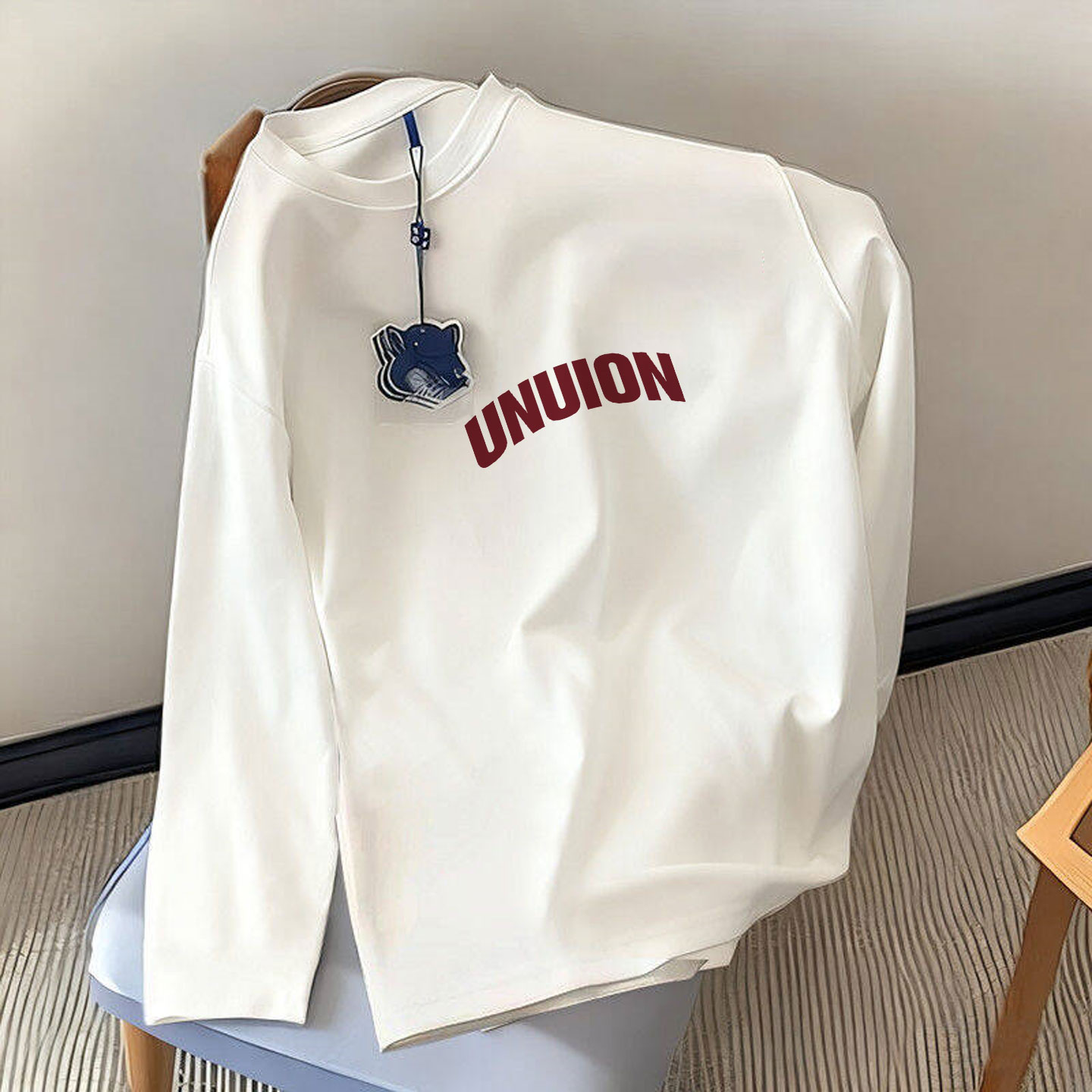 白色纯棉长袖t恤女2025新款秋冬季加绒内搭打底衫巨好看的上衣服