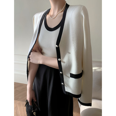 SU白撞色短款小香风针织