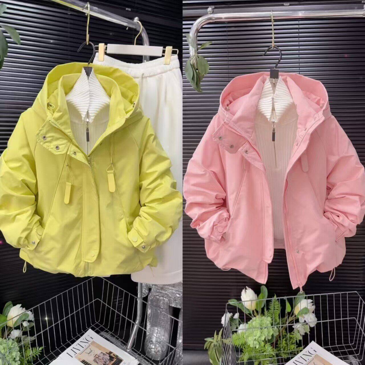 春秋季大码女装小众显瘦上衣2026新款纯色冲锋衣时尚保暖长袖外套