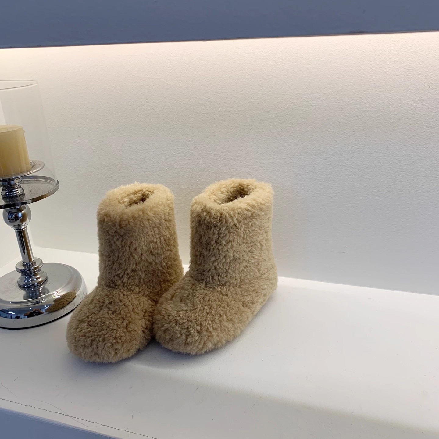 纯色百搭白色一脚蹬套脚毛毛靴鞋