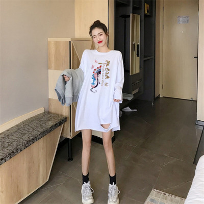 2025秋冬白色宽松长袖女破洞t恤