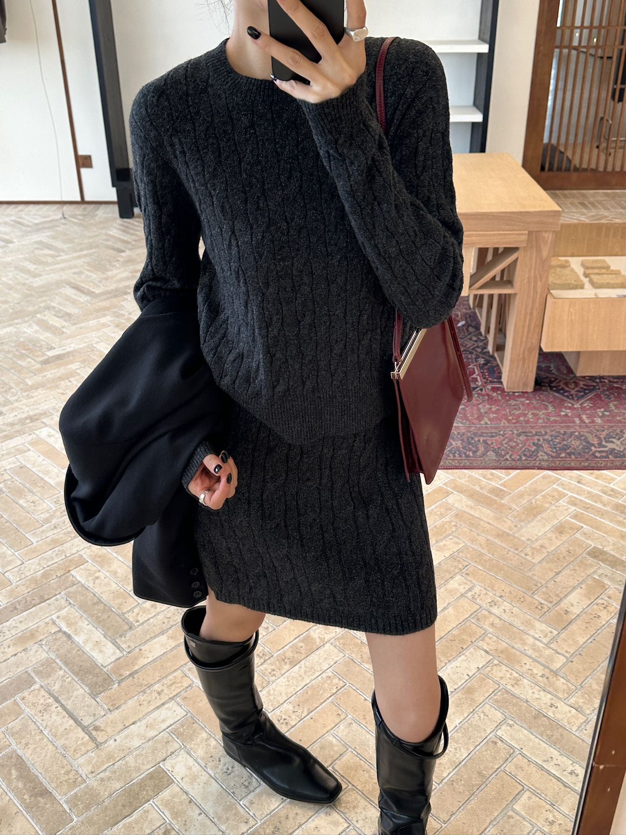 SOUL时尚气质麻花针织套装女2026秋款圆领毛衣松紧腰半身裙两件套图片