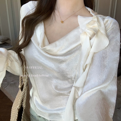 AS OFFICIAL-2026春氛围感法式花朵飘带缎面小衫(美好Time～)2609