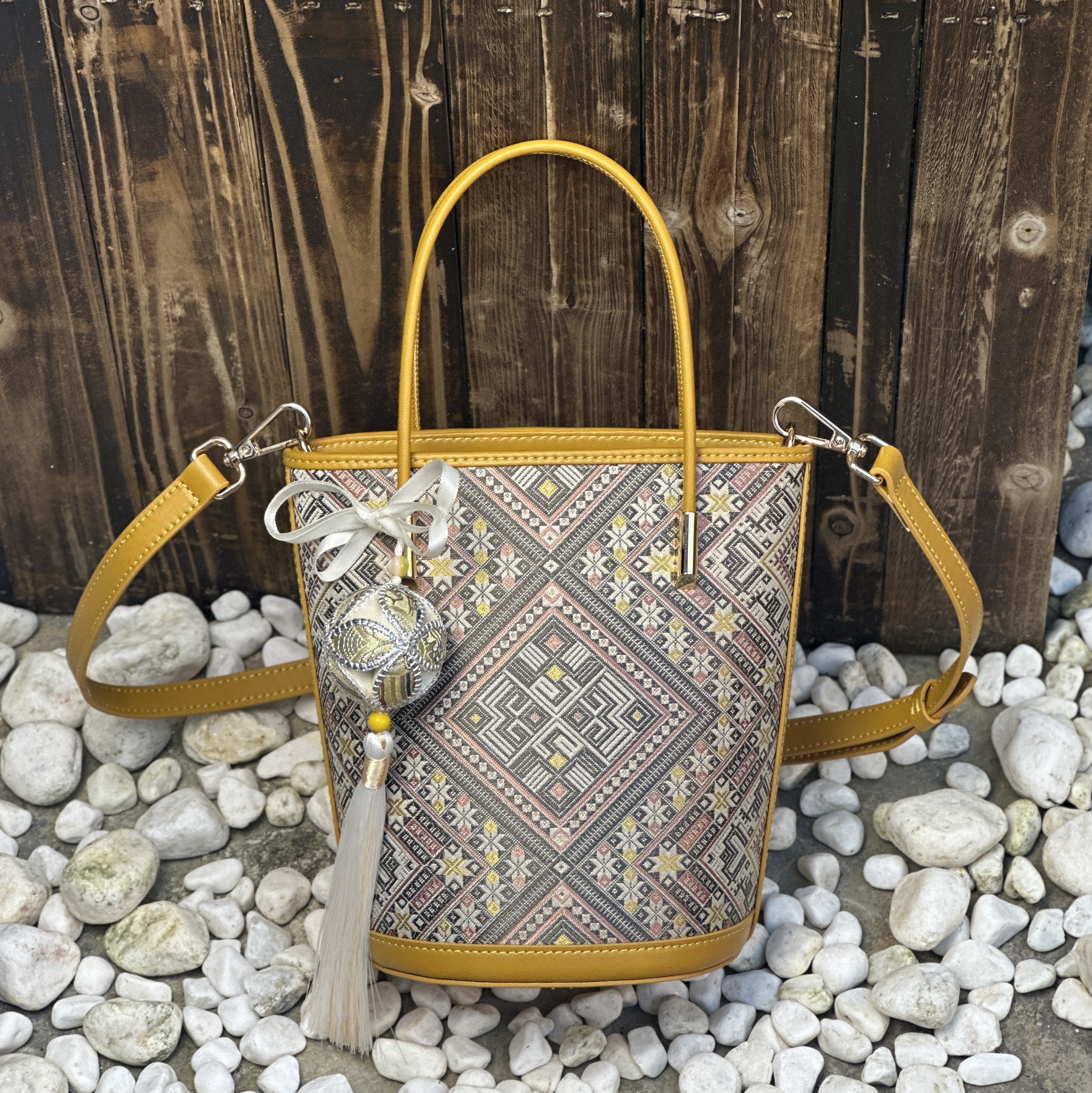 广西非遗壮锦水桶包国风新中式女包斜挎手提包百搭立体圆通包