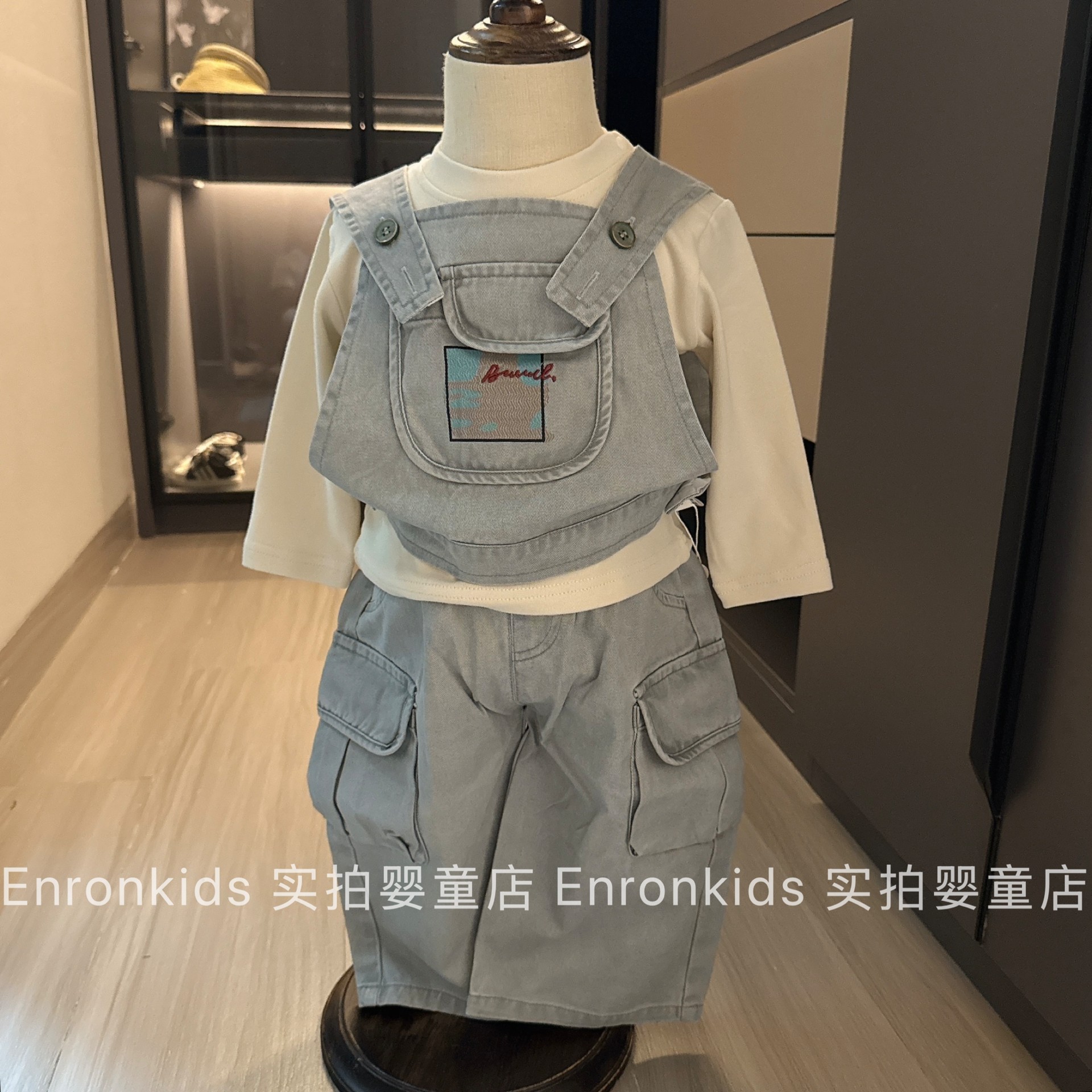 时尚超酷男宝宝工装款牛仔三件套