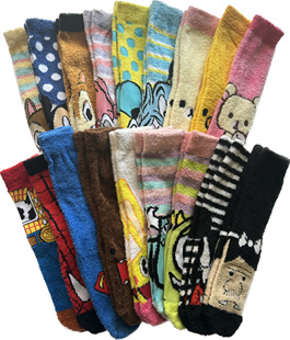 38包邮微瑕日单轻松熊迪士尼海绵宝宝超人海贼王羽毛纱保暖地板袜