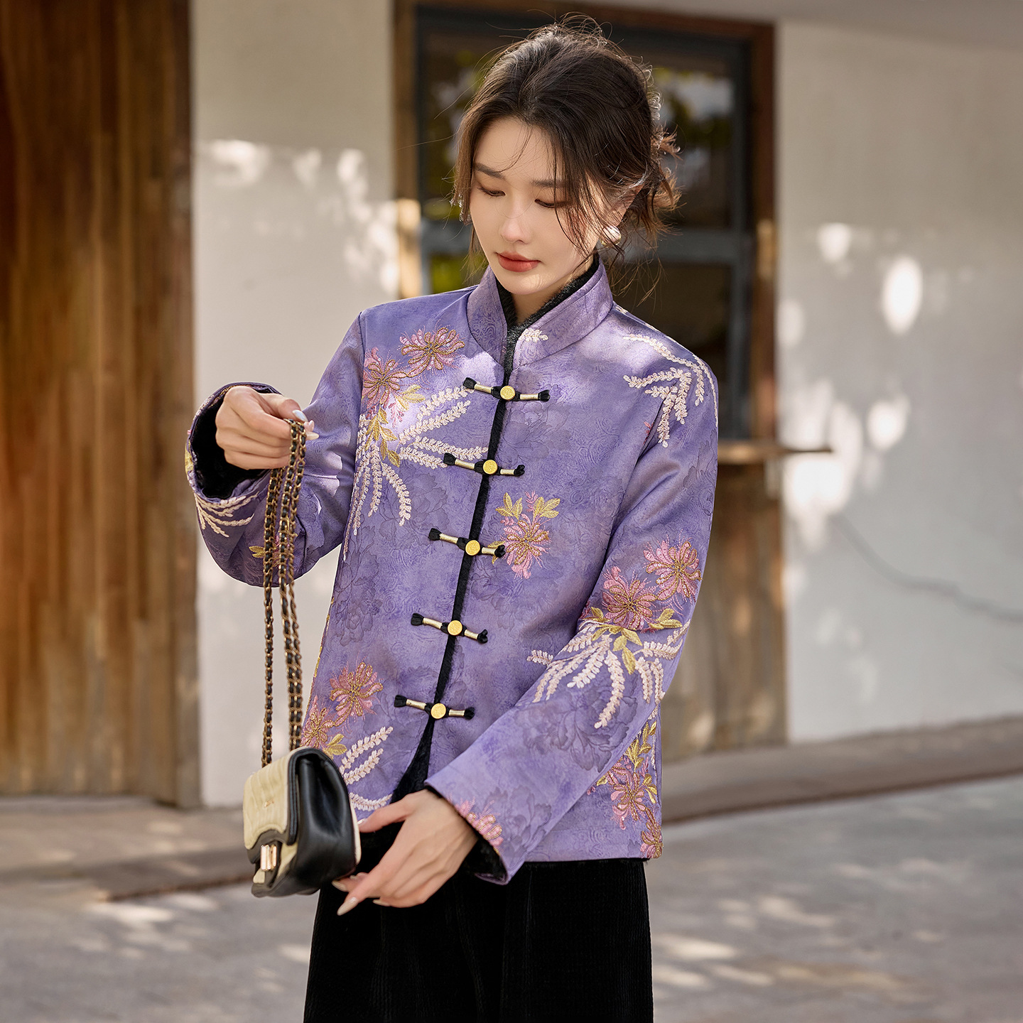 2025冬季新款女装双面穿新中式国风上衣绣花棉衣时尚外套